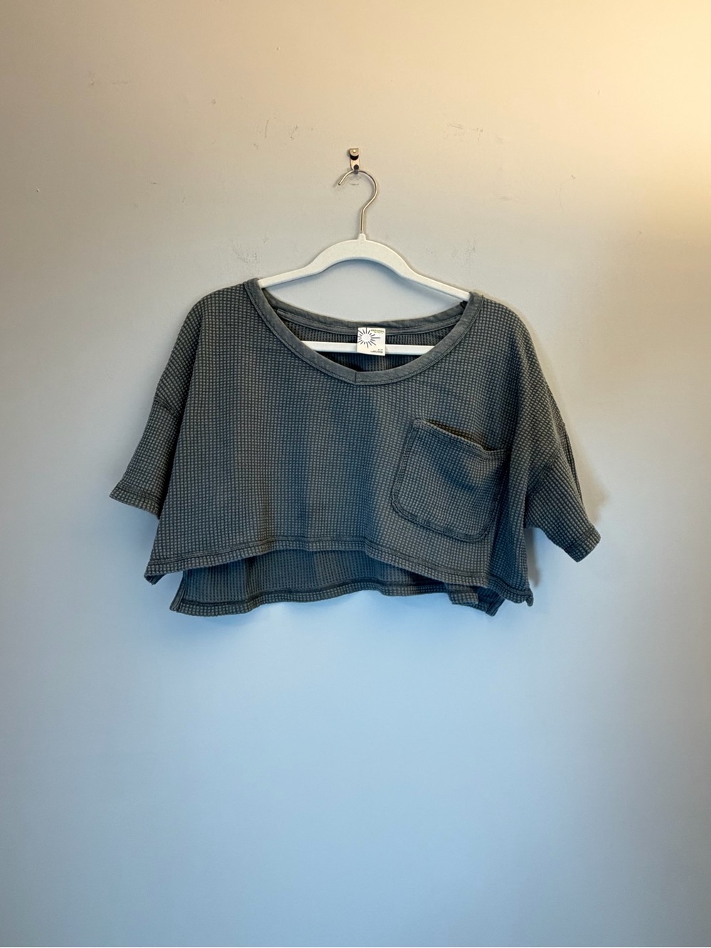 Cropped Waffle Knit Pocket Top - Slate Gray